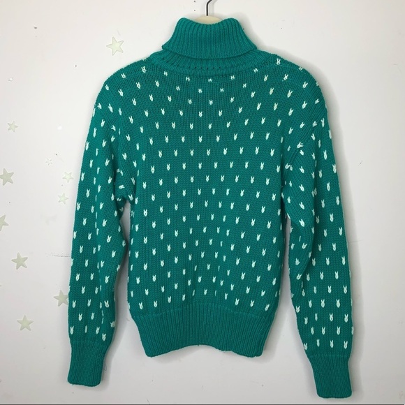 L.S.A. Classics vintage green turtle neck sweater - Picture 14 of 15